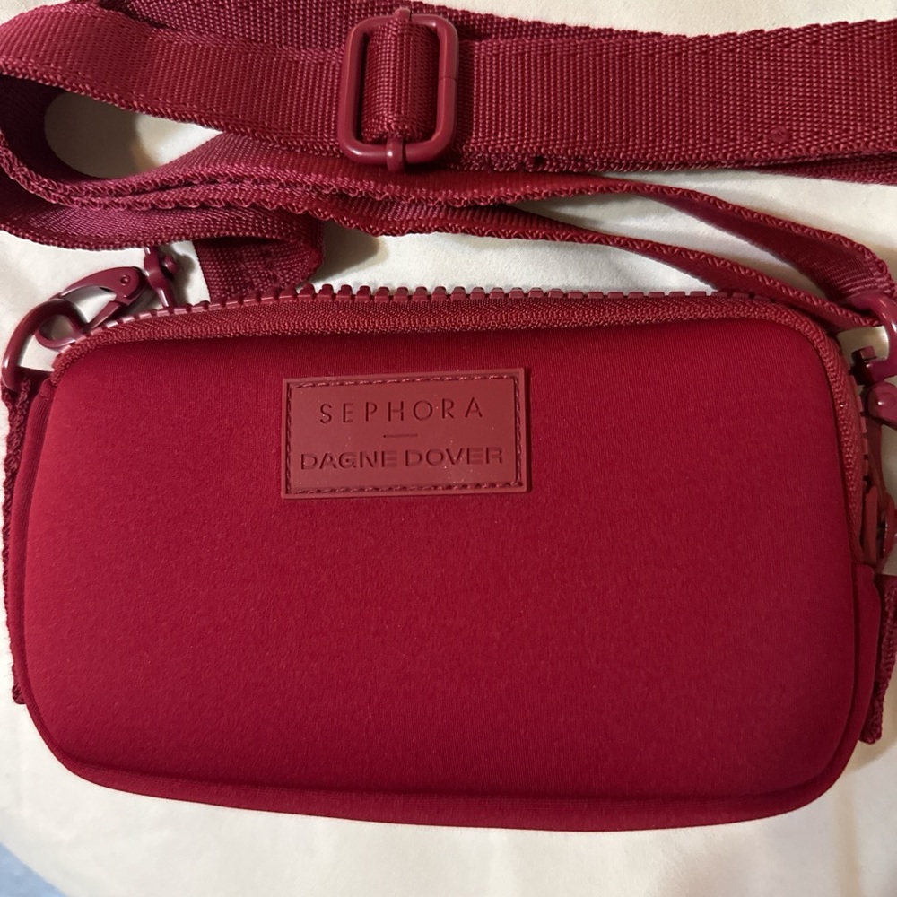New Sephora X Dagne Dover Maria Crossbody iPhone Sling Bag.